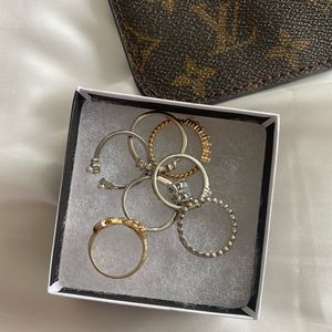 Mixed Box of Rings